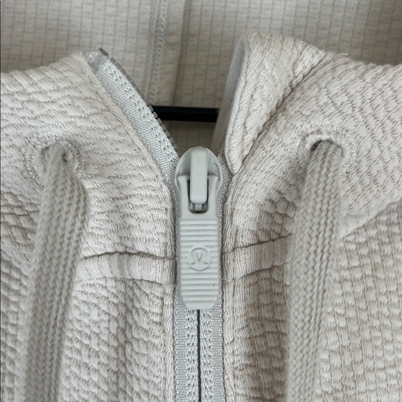 Lululemon Women's Textured Half-Zip Hoodie Bone White Size 4 - Picture 2 of 8